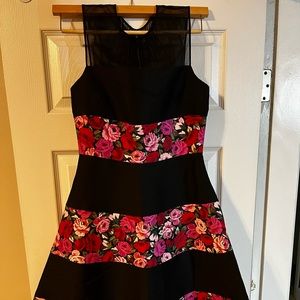 EUC Kate Spade Madison Avenue Collection. Size 4.